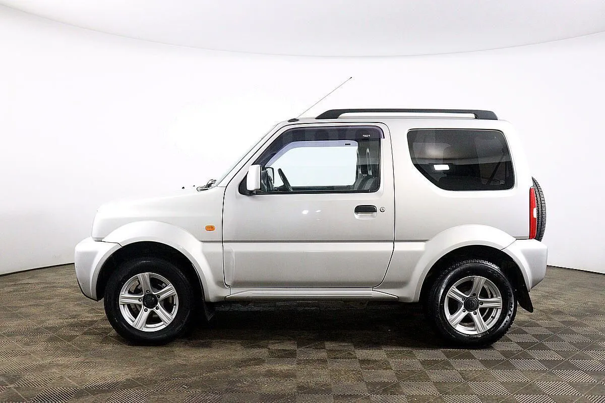 Suzuki Jimny Image 8