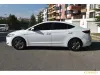 Hyundai Elantra 1.6 CRDi Style Plus Thumbnail 2